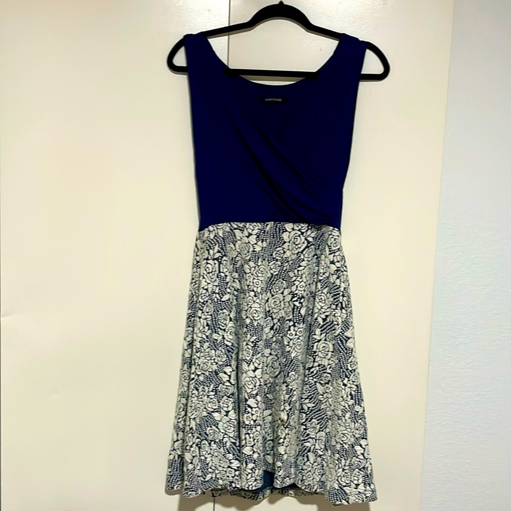 Navy blue and white floral boutique dress size L
